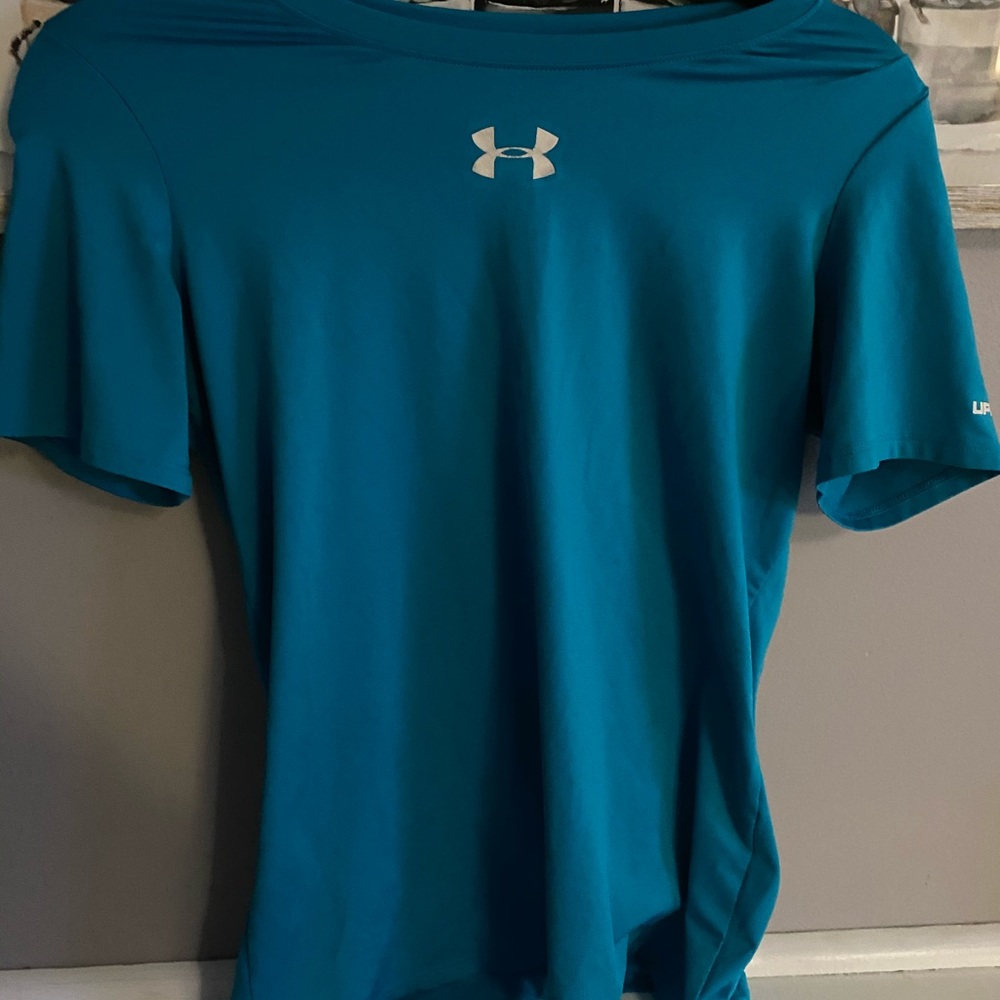 Under Armour athletic t shirt
